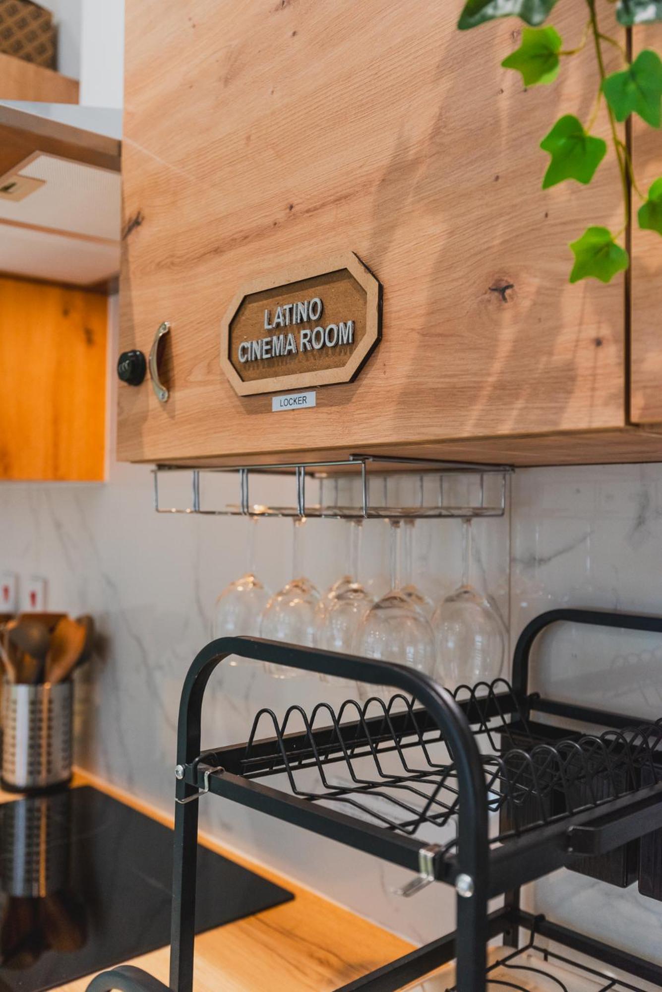 Baila Casa Hotel Нотингам Екстериор снимка